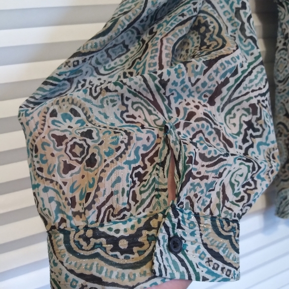 Lane Bryant long sleeve blouse in Size(22-24) - Picture 6 of 8